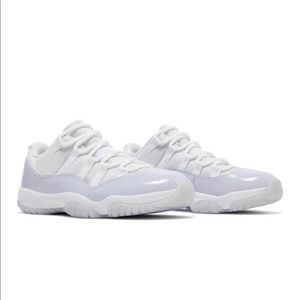 Wmns Air Jordan 11 Retro Low “Pure Violet”